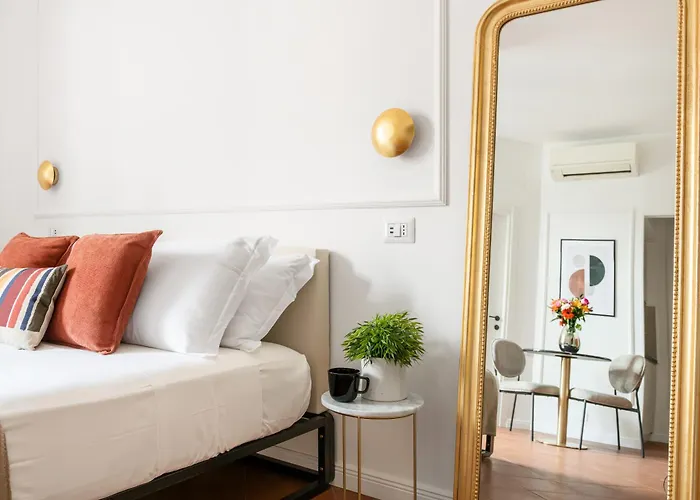 White Flat Termini