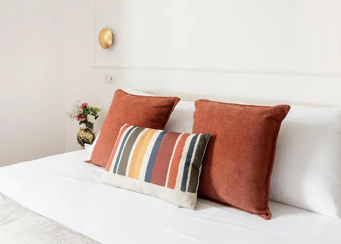 White Flat Termini Daire