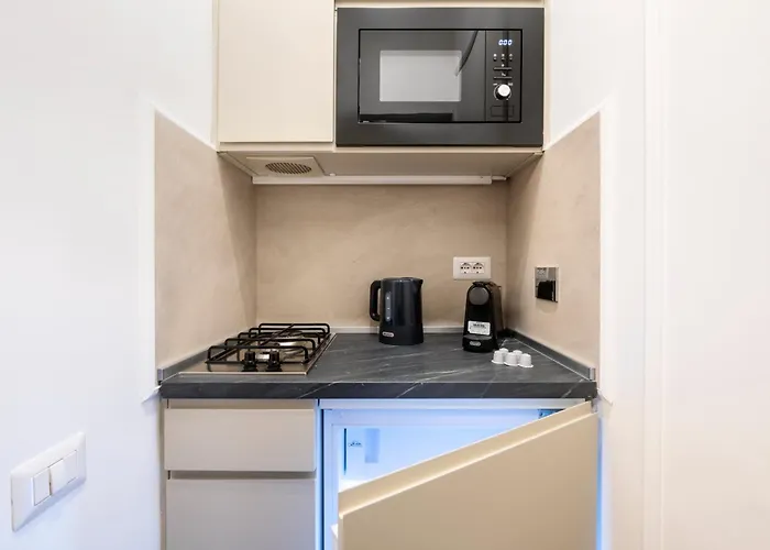 Daire White Flat Termini Roma