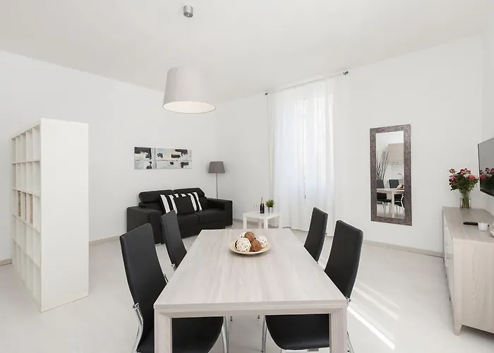 White Flat Termini Daire Roma